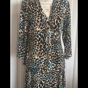 Chico’s Top & Skirt in Sz. 3. Wear it as a dress or separate. Wrinkle Fee!